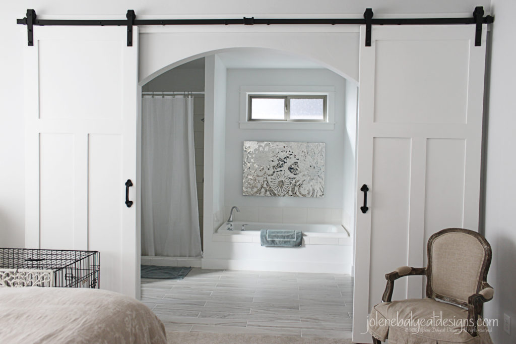 Master Bathroom Arch